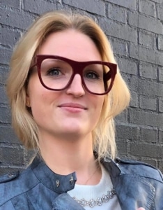 Emmanuelle Khanh - Mooie Ogen Schagen